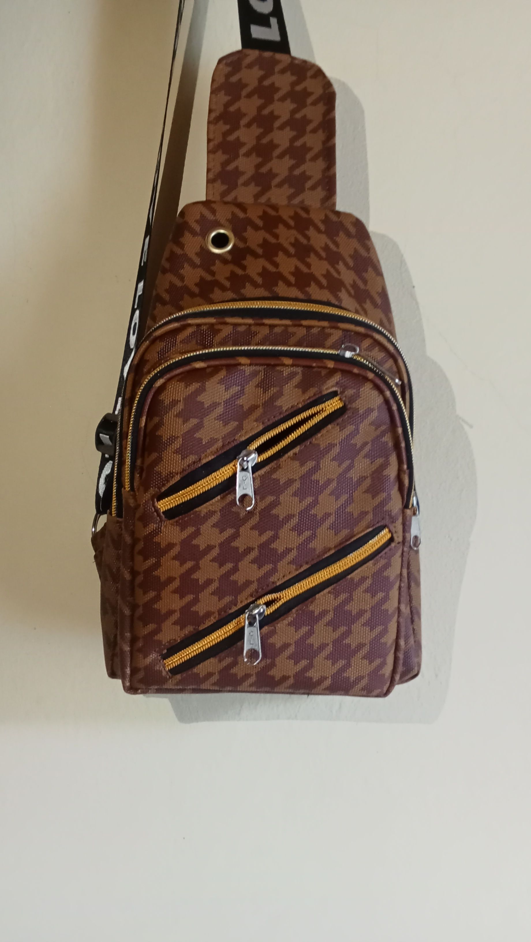 CHEST BAGS ❤️‍🔥 High Quality men women chest bags, users choice either front chest bag nor back cross body , multifunction chest bag ❤️‍🔥🔥🔥NEW ARRIVAL
