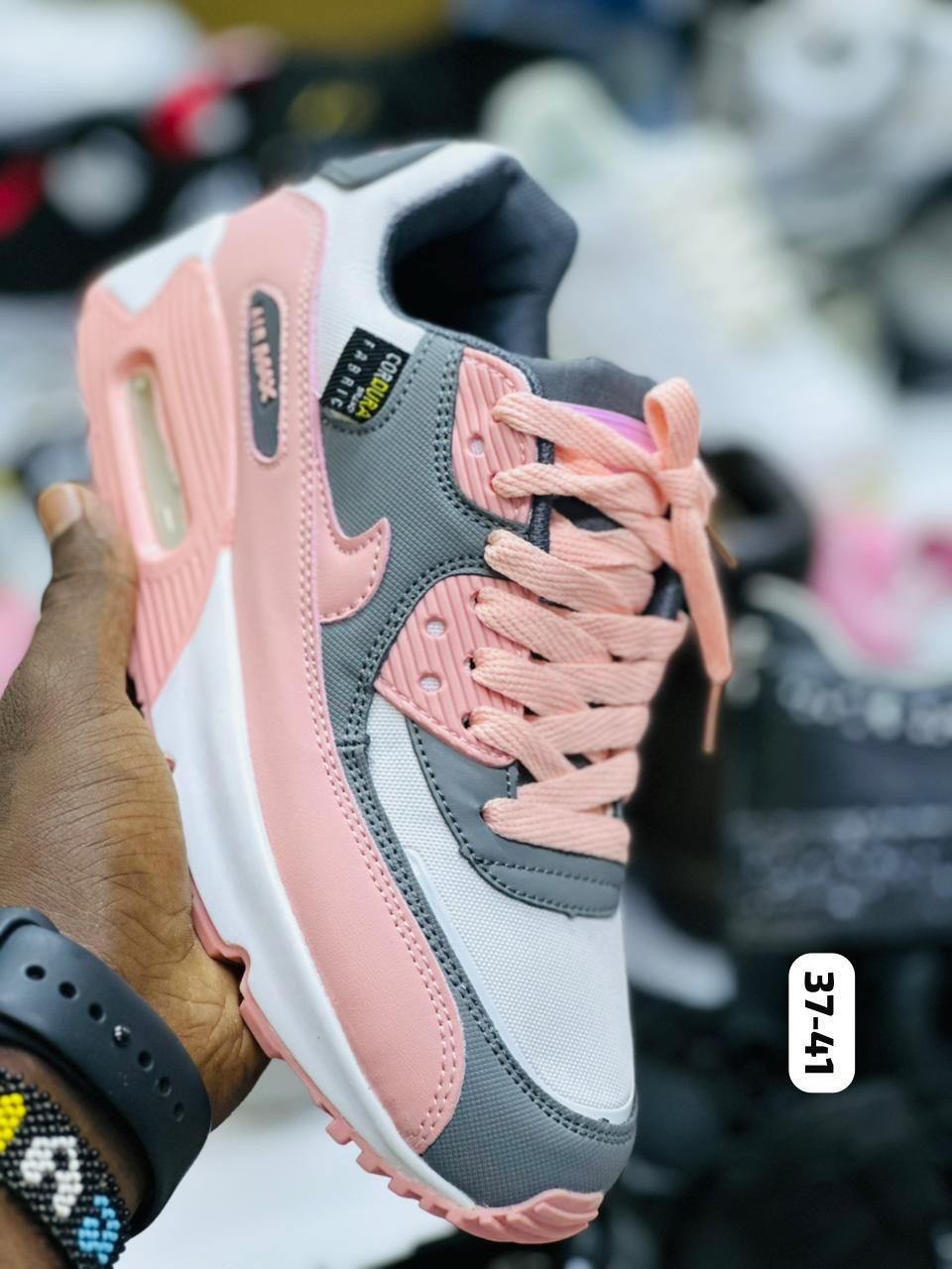 ⚡AIR MAX 90+✨ LADIES FASHIONED Air max shoes Girls/womens breathable air max sneakers very cute and nice❤️‍🔥💥