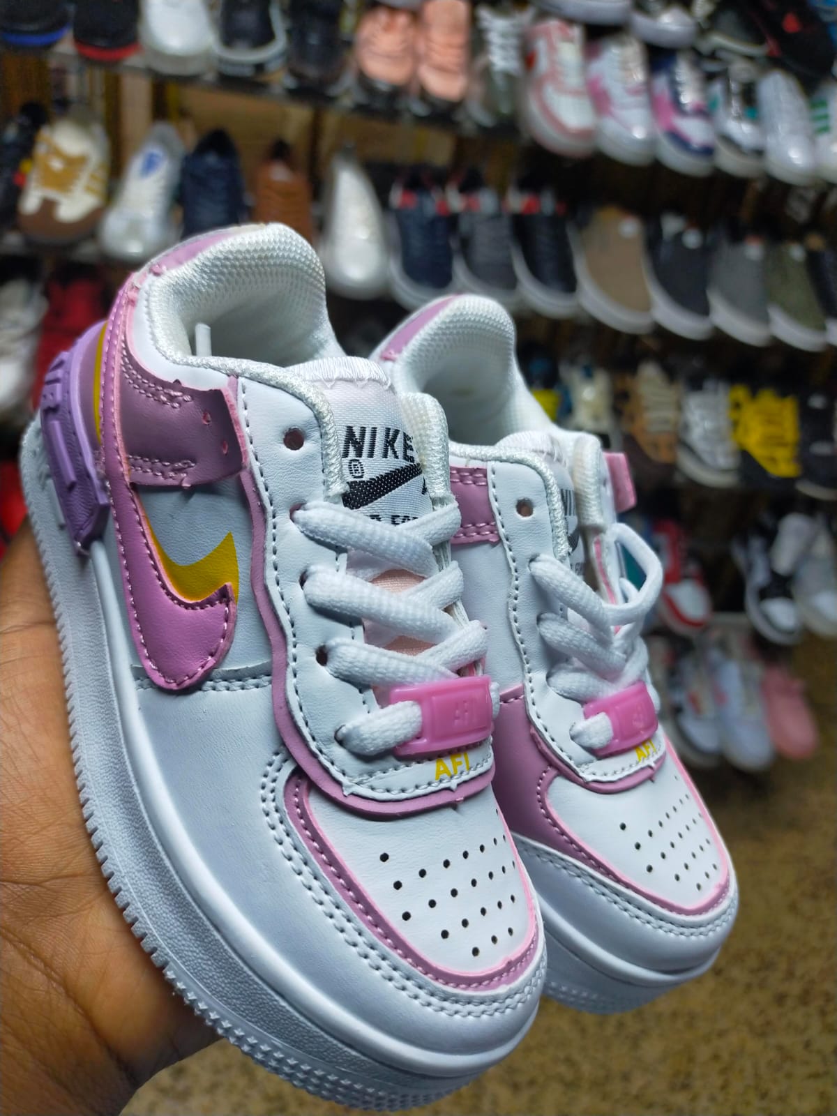 AIR FORCE 1 ⚡ BABIES air force high quality sneakers AF1, UNISEX babies boys/girls fashion air force valentines❤️‍🔥very cute 🥰