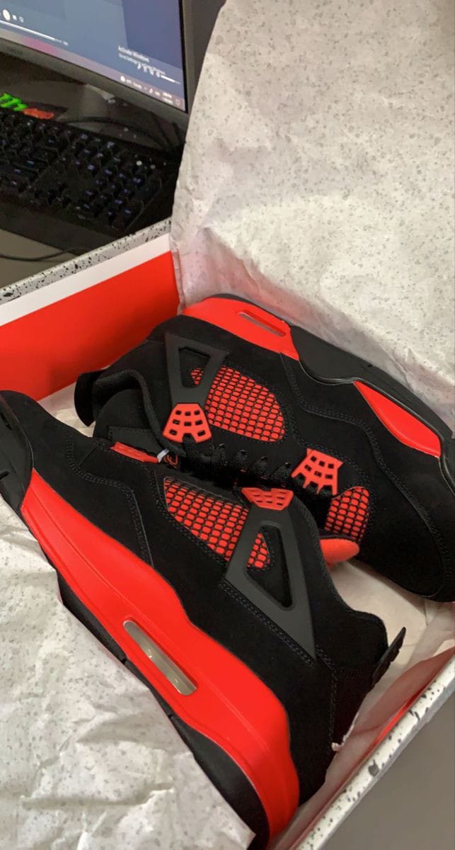 JORDAN 4⚡ High quality J4 unisex sneakers⚡ 🔥❤️‍🔥 very cute looking 🥰unisex jordan women/men original sneakers⚡✨