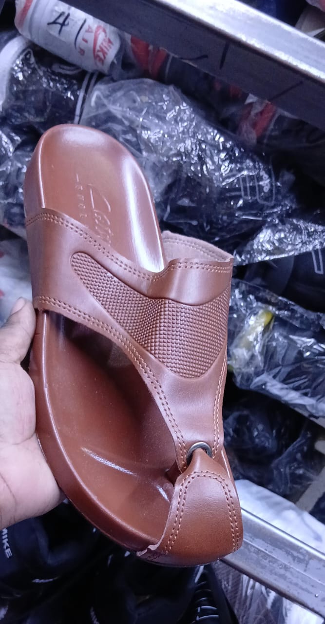 ⚡NEWEST SLIDES⚡ NEW ARRIVALS high quality mens slipers open toe latest leather open shoes⚡ SLIDES for Unisex breathable classic slippers mens slides all season❤️‍🔥 very cute looking 🥰🔥❤️‍🔥
