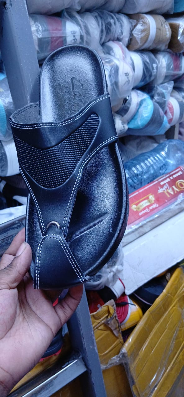 ⚡NEWEST SLIDES⚡ NEW ARRIVALS high quality mens slipers open toe latest leather open shoes⚡ SLIDES for Unisex breathable classic slippers mens slides all season❤️‍🔥 very cute looking 🥰🔥❤️‍🔥