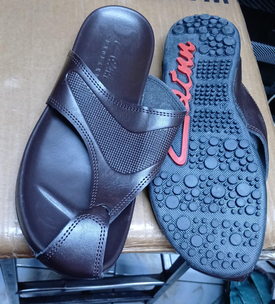 ⚡NEWEST SLIDES⚡ NEW ARRIVALS high quality mens slipers open toe latest leather open shoes⚡ SLIDES for Unisex breathable classic slippers mens slides all season❤️‍🔥 very cute looking 🥰🔥❤️‍🔥