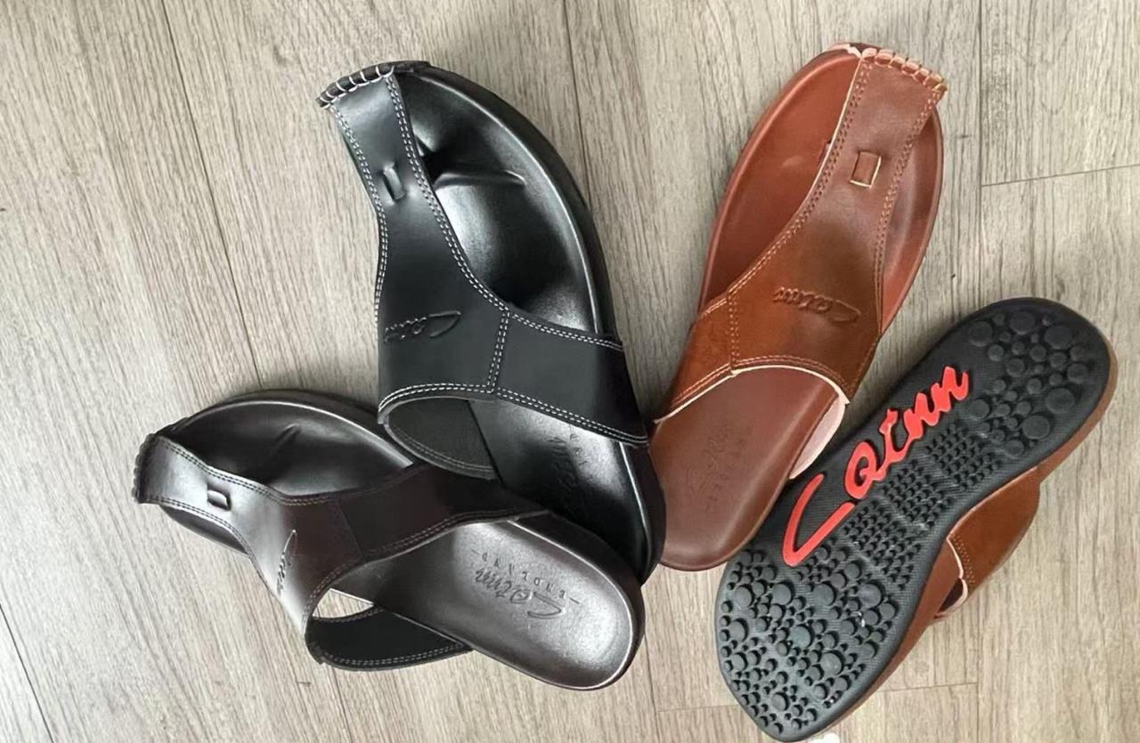 ⚡NEWEST SLIDES⚡ NEW ARRIVALS high quality mens slipers open toe latest leather open shoes⚡ SLIDES for Unisex breathable classic slippers mens slides all season❤️‍🔥 very cute looking 🥰🔥❤️‍🔥