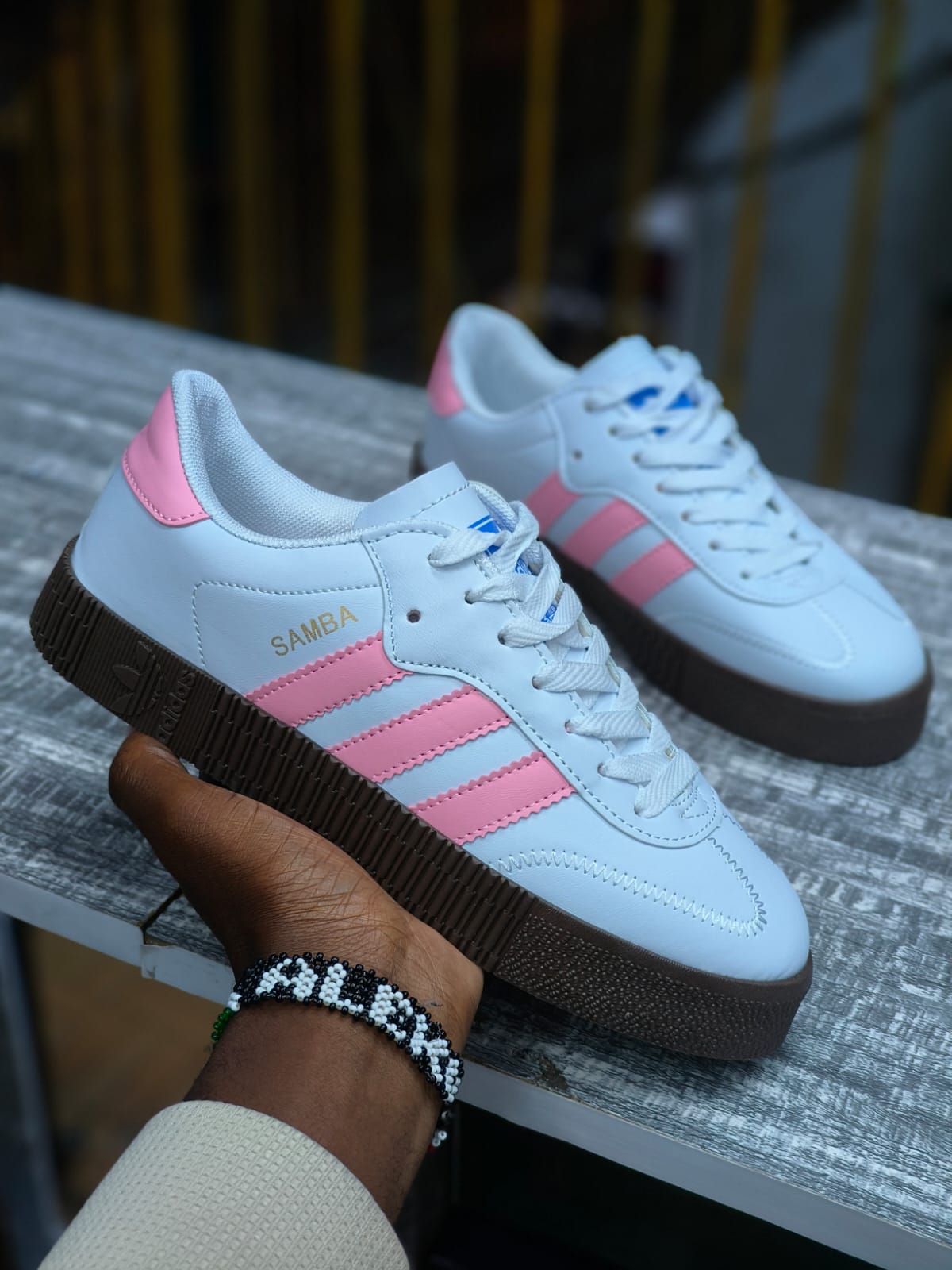 SAMBA ⚡HIGH QUALITY UNISEX ORIGINAL SNEAKERS🥰OFFER OFFER Samba double sole most admired shoe in shoe market for its charming and its durable life time ❤‍🔥very cute as pictured all sizes &colours💯🔥