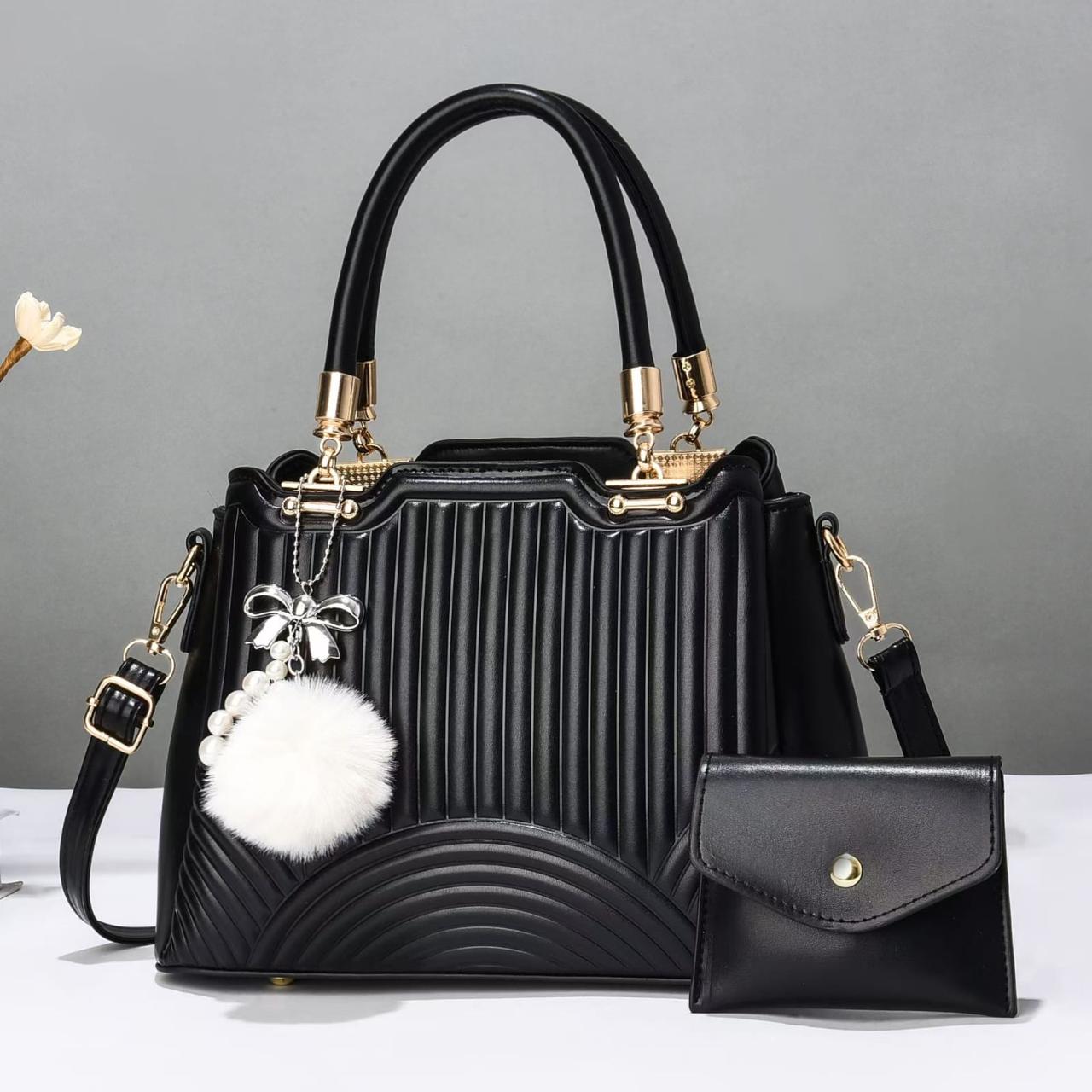 High Quality PU leather classic girls/women hand bags  💥2 in 1 PU leather shoulder bags high quality fashioned shoulder bags with quality durable straps❤️‍🔥VERY cute as pictured classic one❤️‍🔥🔥