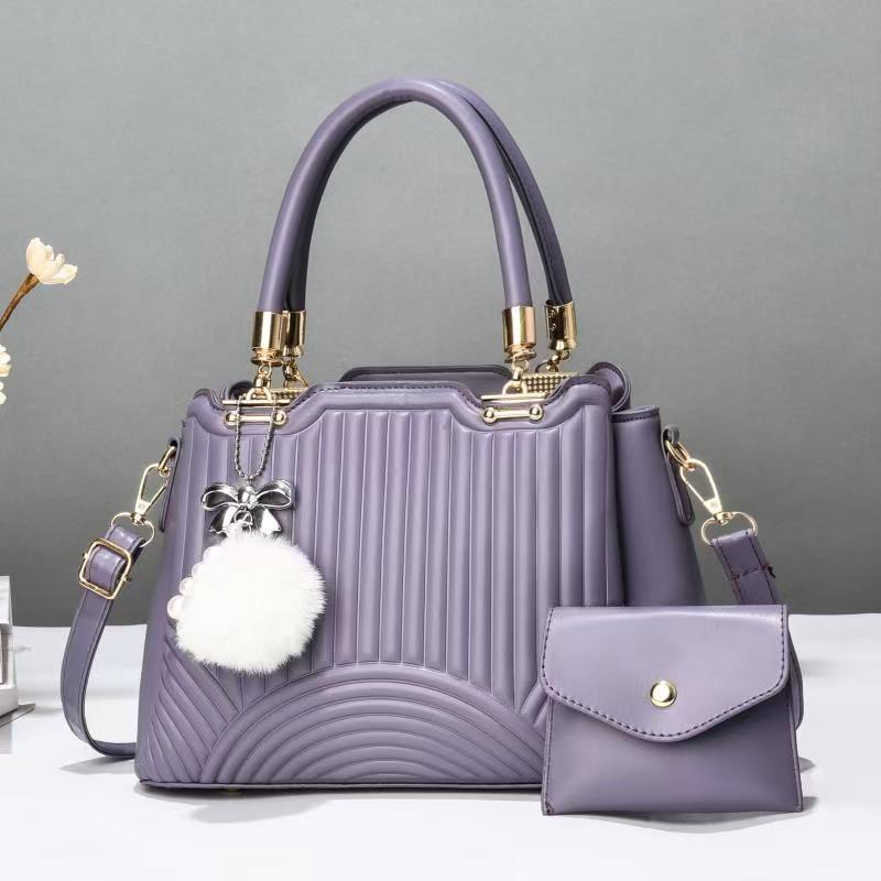 High Quality PU leather classic girls/women hand bags  💥2 in 1 PU leather shoulder bags high quality fashioned shoulder bags with quality durable straps❤️‍🔥VERY cute as pictured classic one❤️‍🔥🔥