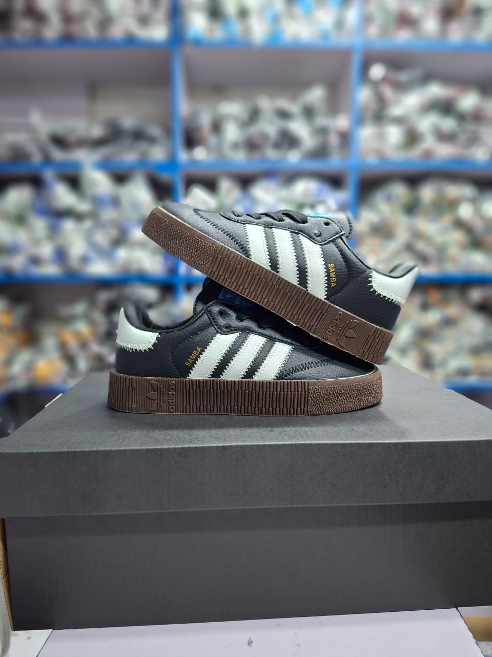 ⚡ORIGINAL KIDS/BABYS UNISEX SAMBA DOUBLE SOLE💯High quality latest new arrival kids samba double sole .The best moving shoe sneakers of the year marketed ❤‍🔥marketed kids shoes🔥very good ,cute 🥰😘