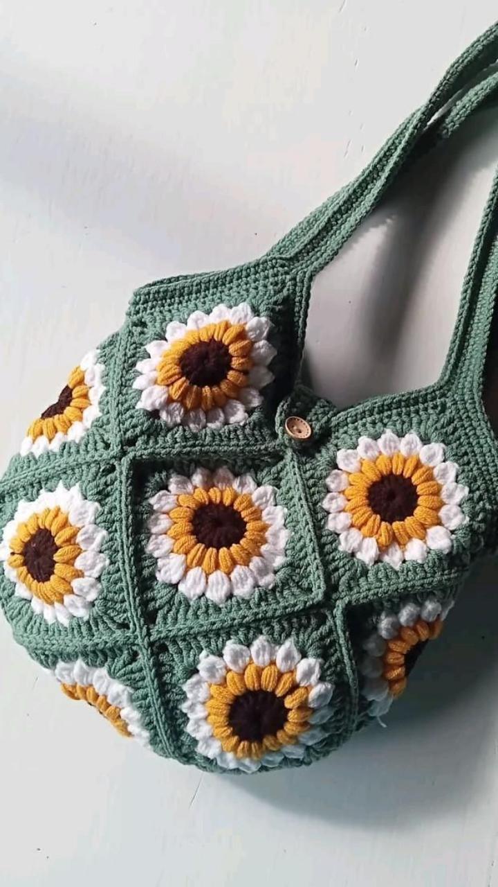 CROCHET KNIT FLOWER TOTE BAG