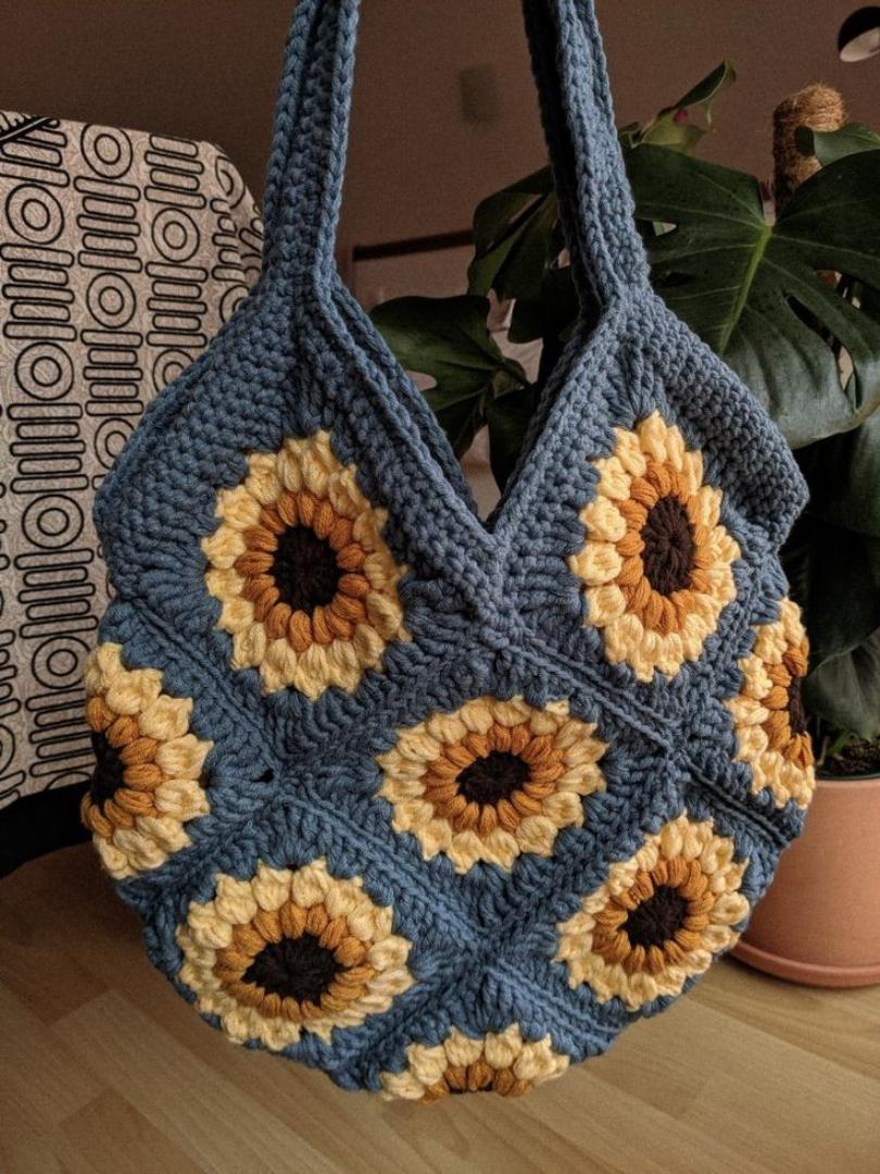 CROCHET KNIT FLOWER TOTE BAG