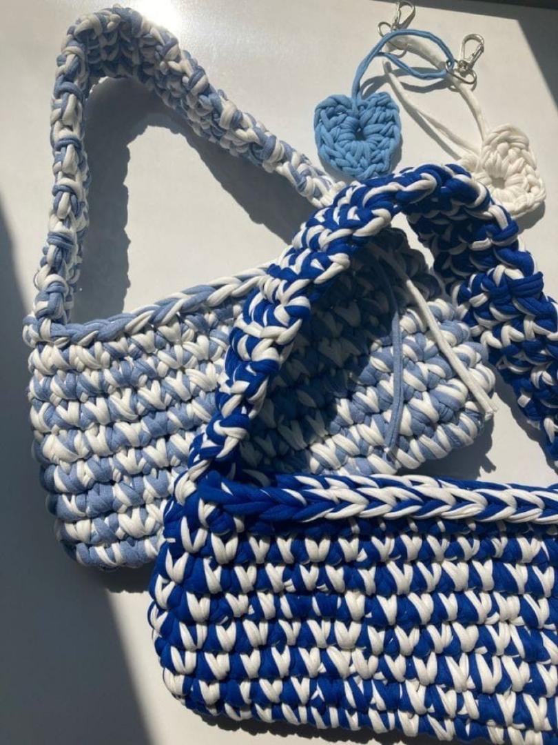 CROCHET ATRIC SHOULDER STATEMENT BAG