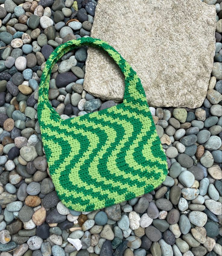 WAYV CROCHET BAG