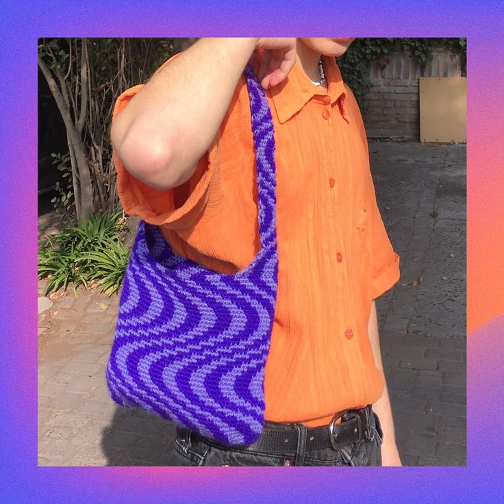 WAYV CROCHET BAG