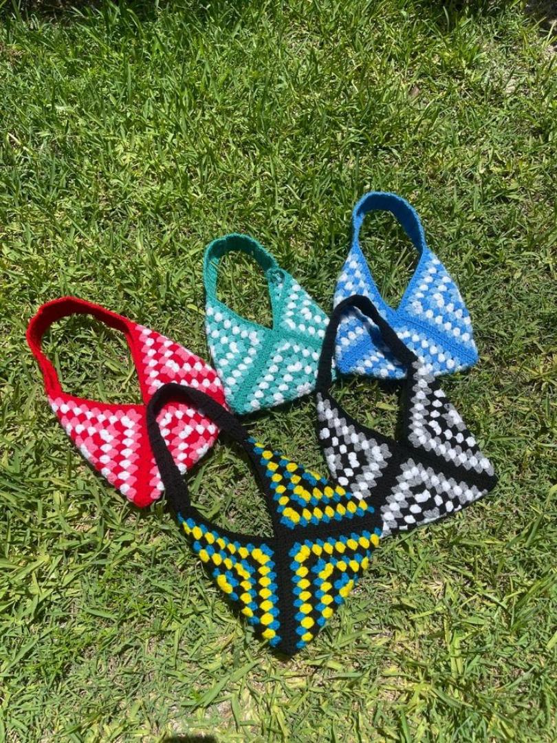 TRI-GRANNY SQUARE CROCHET TOTE BAG