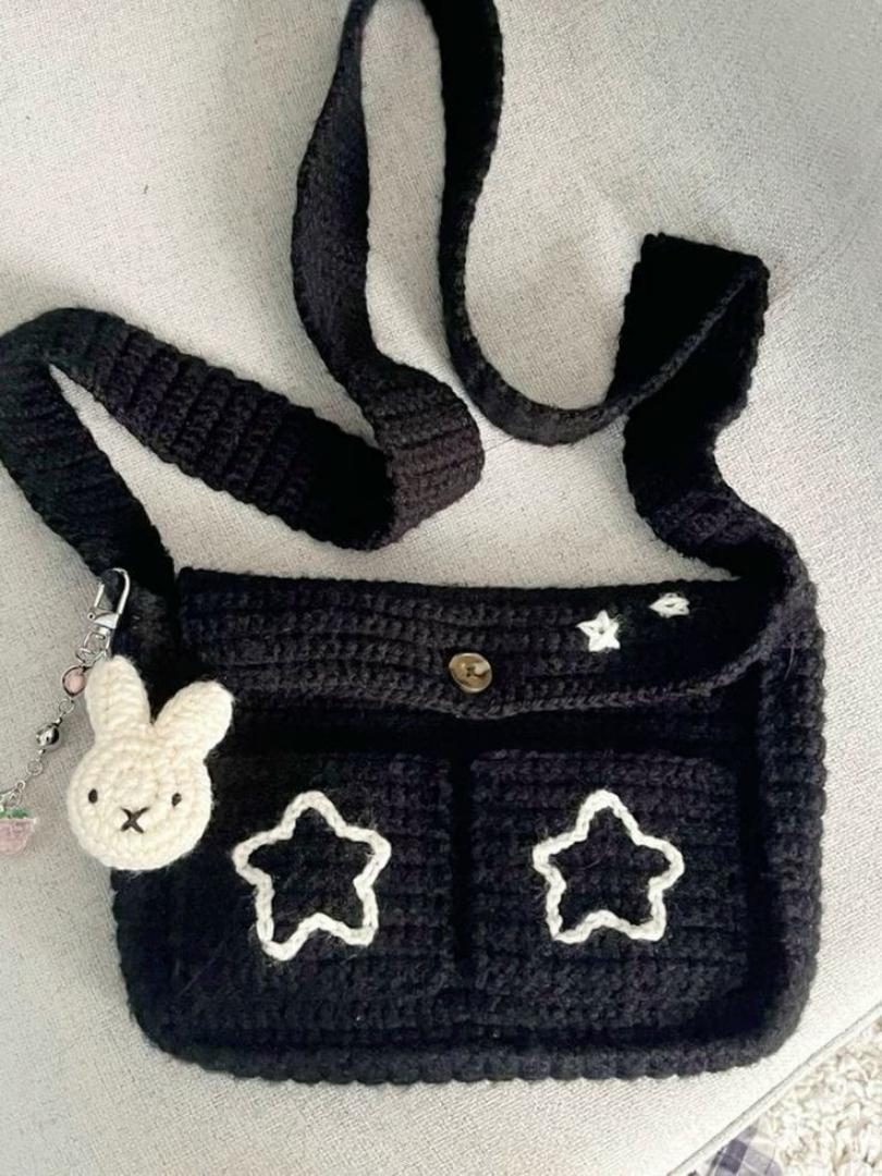 STAR MESSENGER SHOULDER BAG