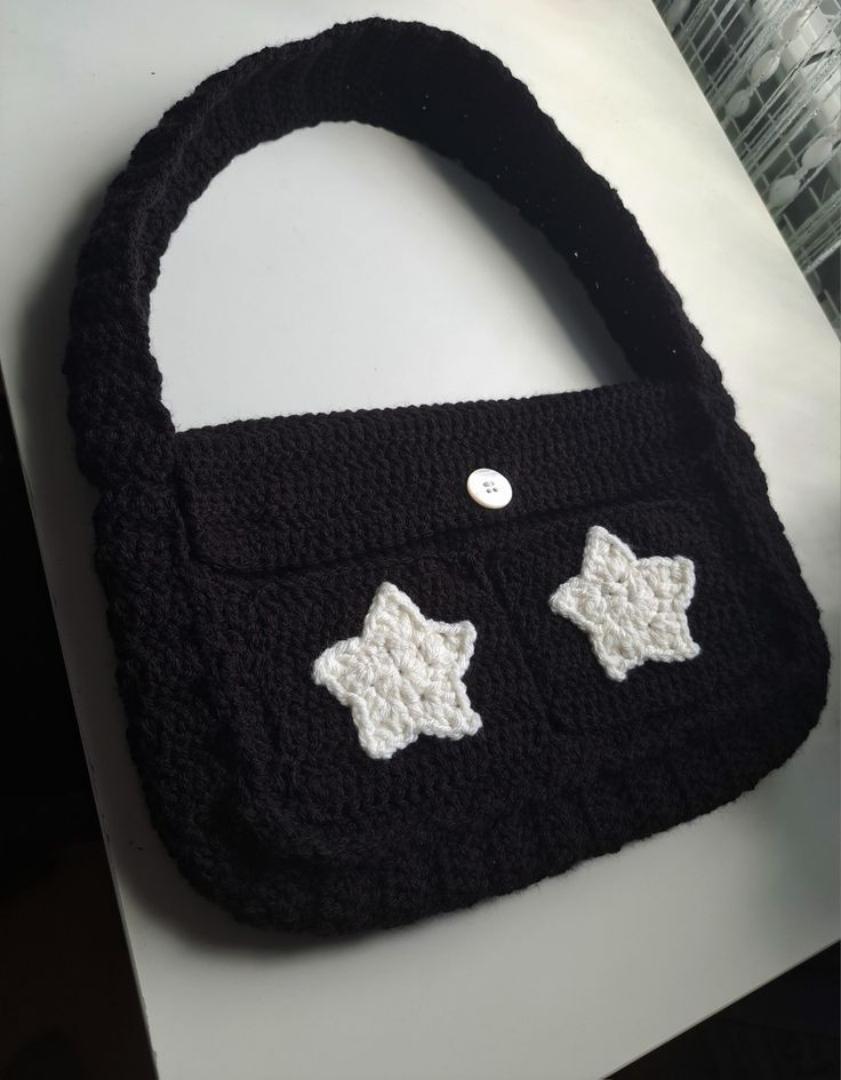 STAR MESSENGER SHOULDER BAG