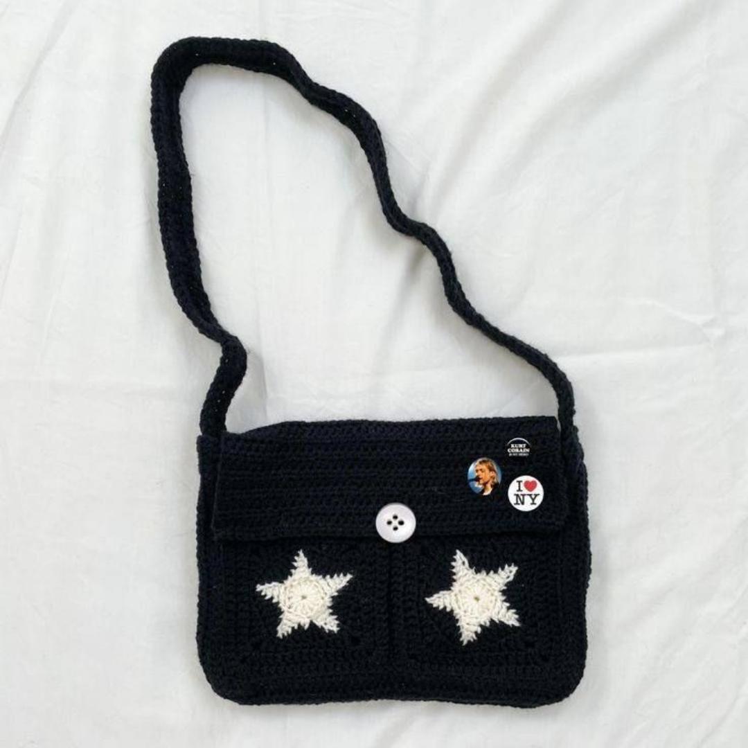STAR MESSENGER SHOULDER BAG