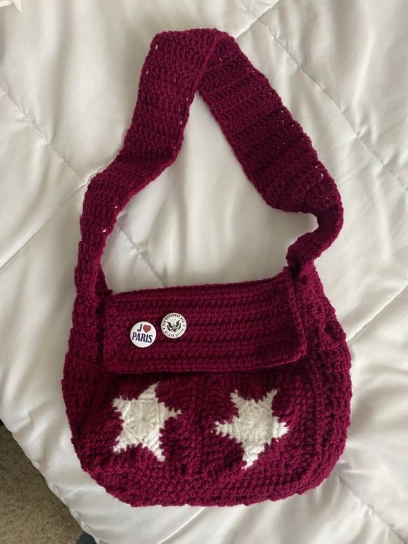 STAR MESSENGER SHOULDER BAG