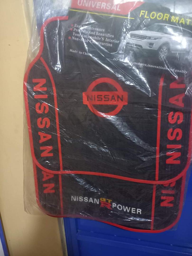 Nissan Heavy Duty Rubber Floor Mats -5 Pcs