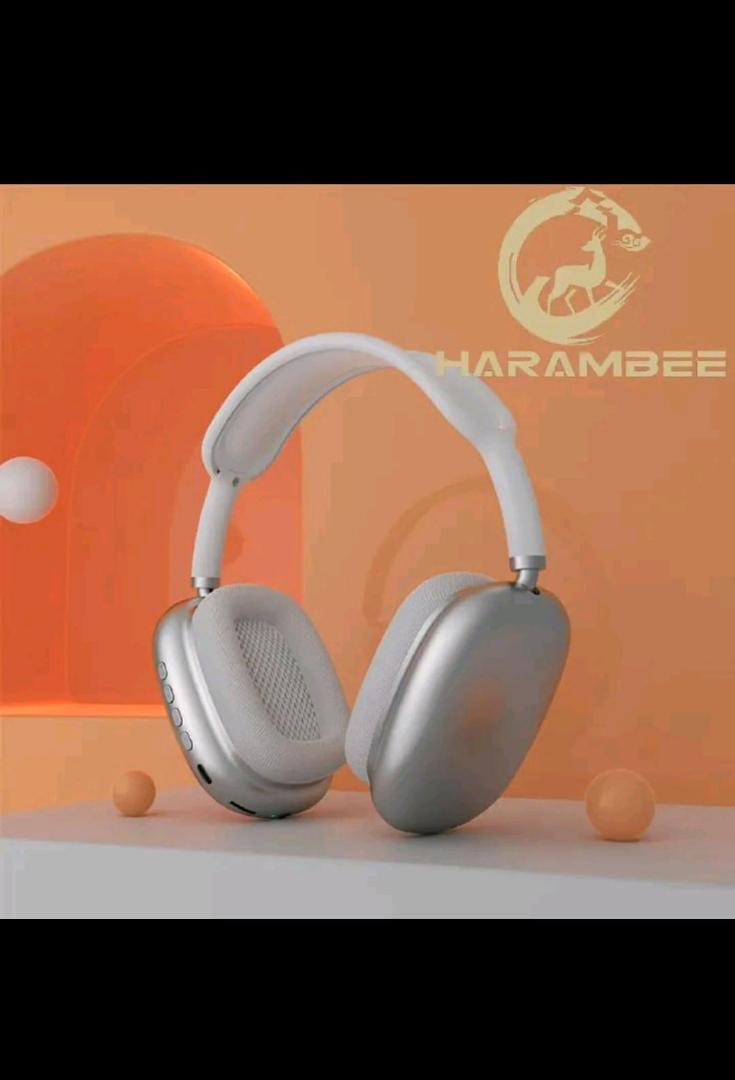 P9 Plus Case Wireless Bluetooth Headphones With Microphone Noise Canceling Earbuds Gaming Headset Stereo