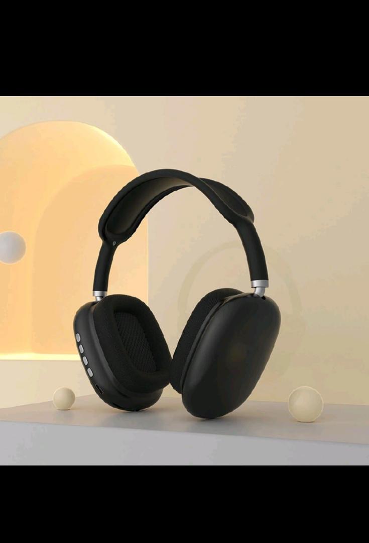 P9 Plus Case Wireless Bluetooth Headphones With Microphone Noise Canceling Earbuds Gaming Headset Stereo