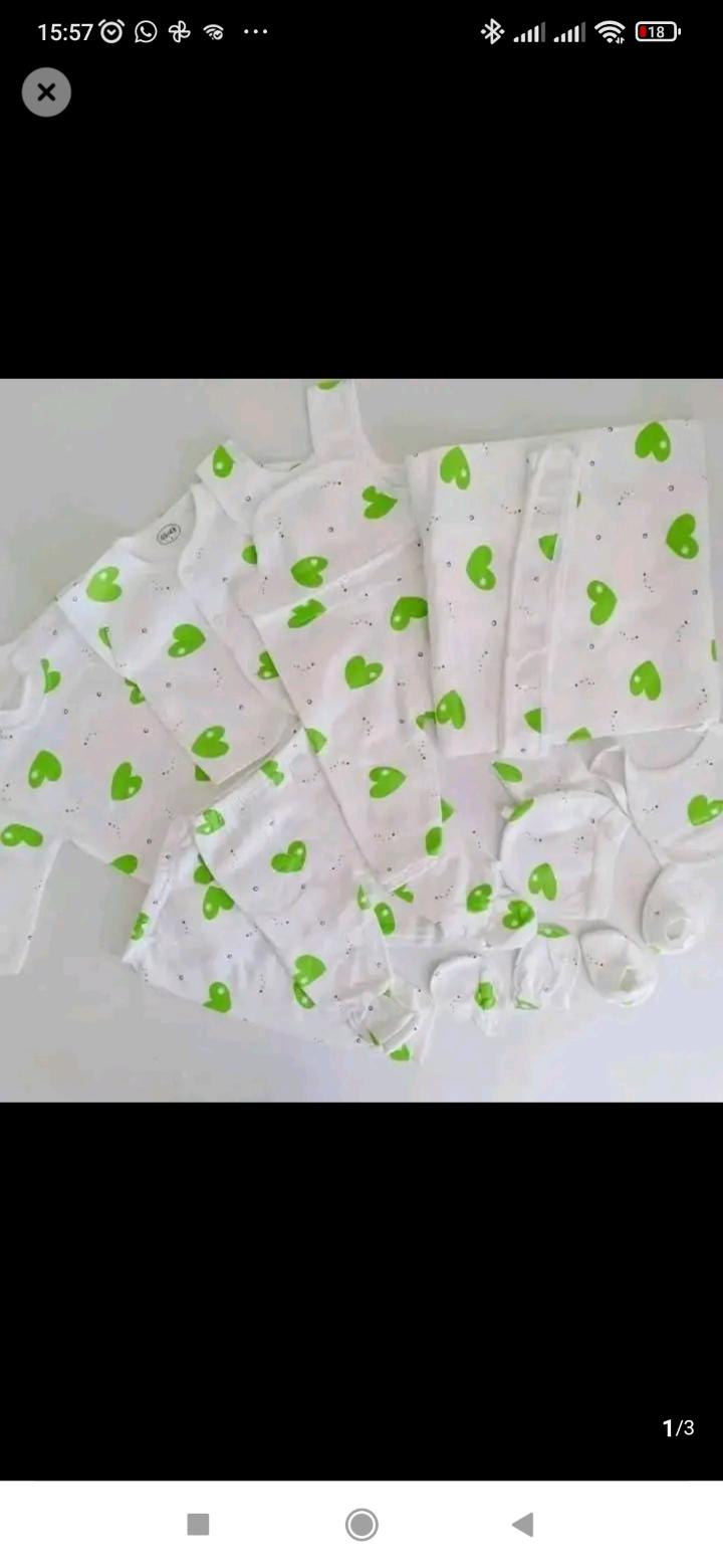 Fashion lucky star 11 pieces unisex baby receiving clothes set,soft newborn essentials.perfect for newborn baby at the hospital and home use.made of unisex beautiful prints for all babies