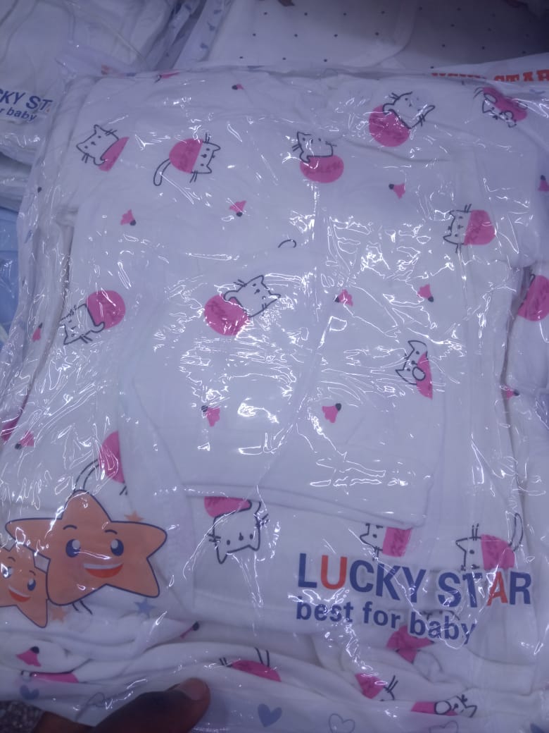 1 set of Lucky star 11 pieces receiving set of newborn babies clothes, beautiful  colors.soft cotton material for boys and girls.sweaters,romper,trousers,socks,bib,mittens,receiving blanket.