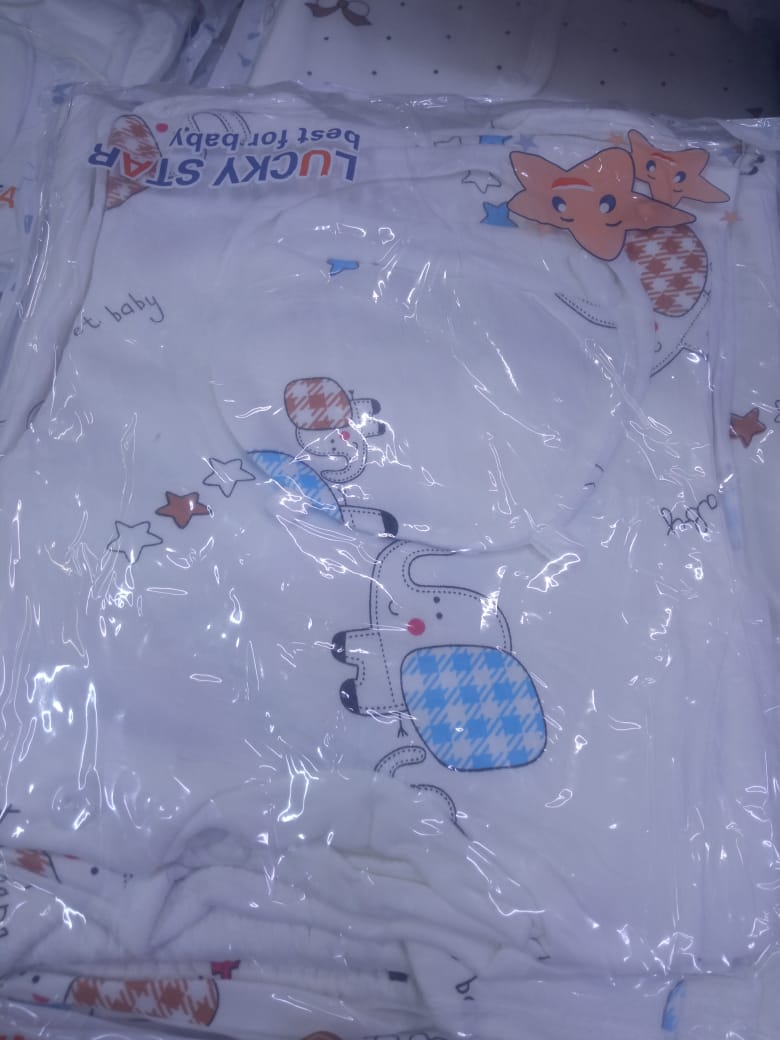 1 set of Lucky star 11 pieces receiving set of newborn babies clothes, beautiful  colors.soft cotton material for boys and girls.sweaters,romper,trousers,socks,bib,mittens,receiving blanket.