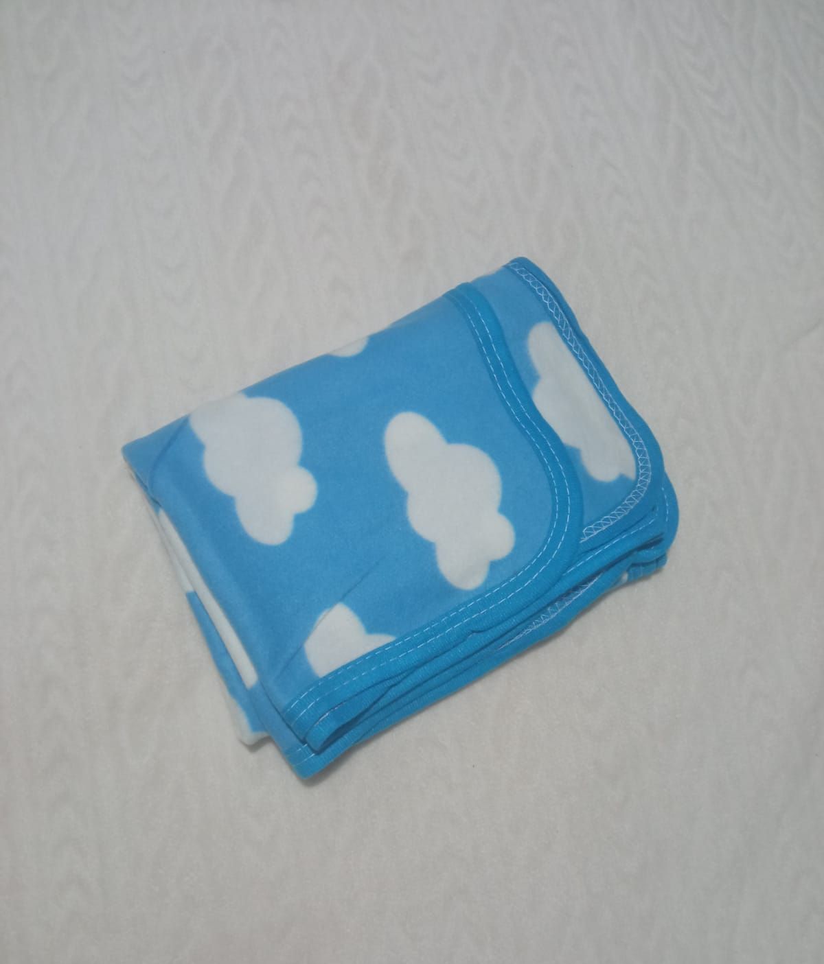 Blue sky white clouds soft throw blanket,Baby Shawl & Warmer | Super-soft Fleece  Wrap  for Sleeping on or  Swaddling & Outdoor Use,light weight