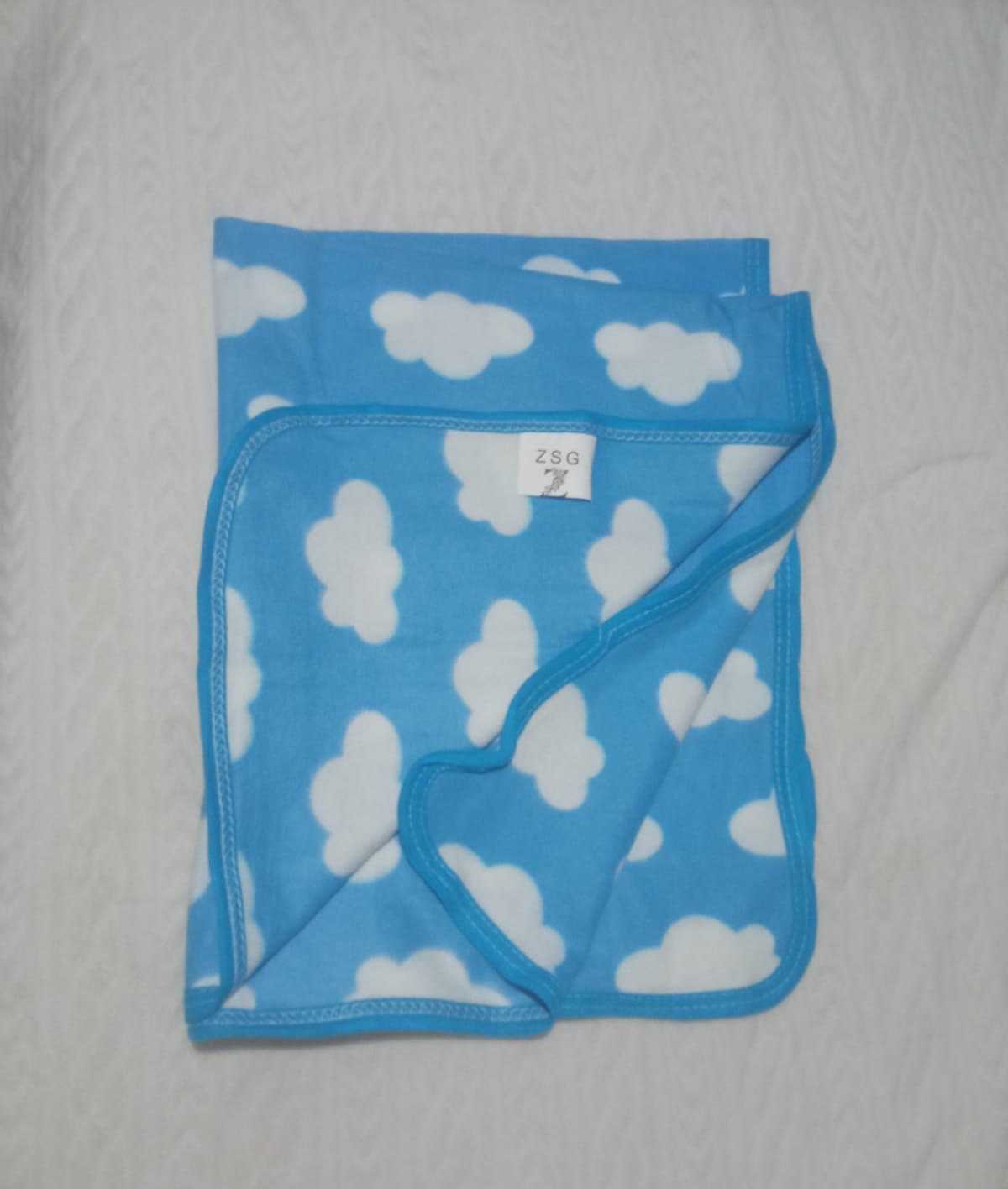 Blue sky white clouds soft throw blanket,Baby Shawl & Warmer | Super-soft Fleece  Wrap  for Sleeping on or  Swaddling & Outdoor Use,light weight