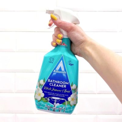 Astonish Bathroom Cleaner White Jasmine & Basil Spray - 750ml(Ideally used on baths, washbasins, taps, glazed ceramic tiles and showerheads.)