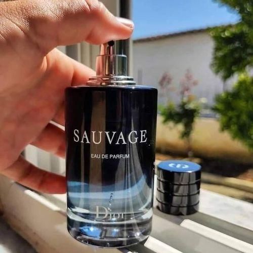 Christian Dior Sauvage Dior Eau De Parfum -100ml.Sauvage Dior by Christian Dior is a Amber Fougere fragrance for men. Sauvage dior was launched in 2015. The nose behind this fragrance is François Dema