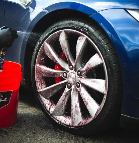 Wheel Cleaner 16oz - Tough Wheel Cleaning Spray For Car Wash Detailing | Rim Cleaner