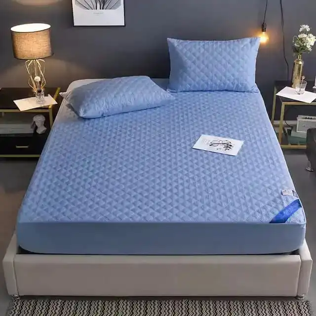Waterproof Mattress Protector, Mattress Pad with Deep Pocket Fitted, Soft Breathable Dirt-Proof Bed Mattress Cover Washable Bedroom, Hotel
