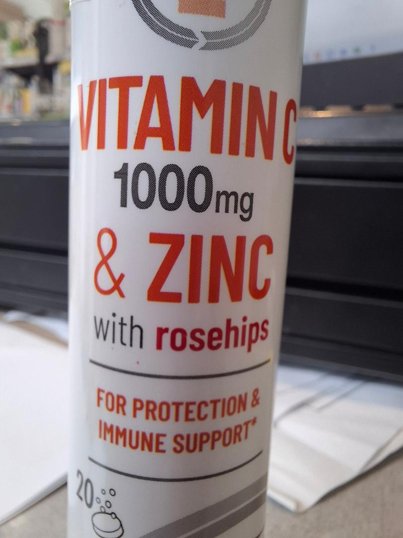 Quest Vitamin C 1000mg & Zinc woth Rosehips effervescent, 20's
