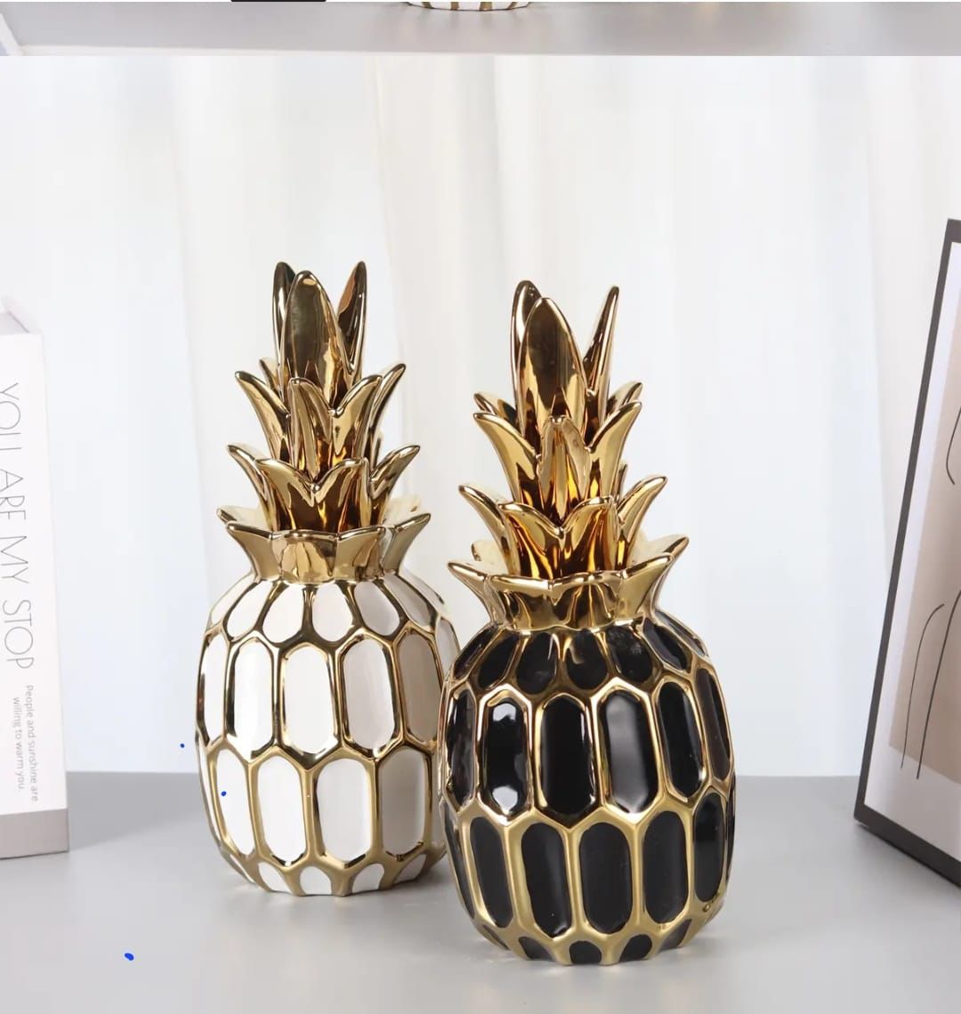 ✅Decorative luxury pineapple sculpture for home/office decoration