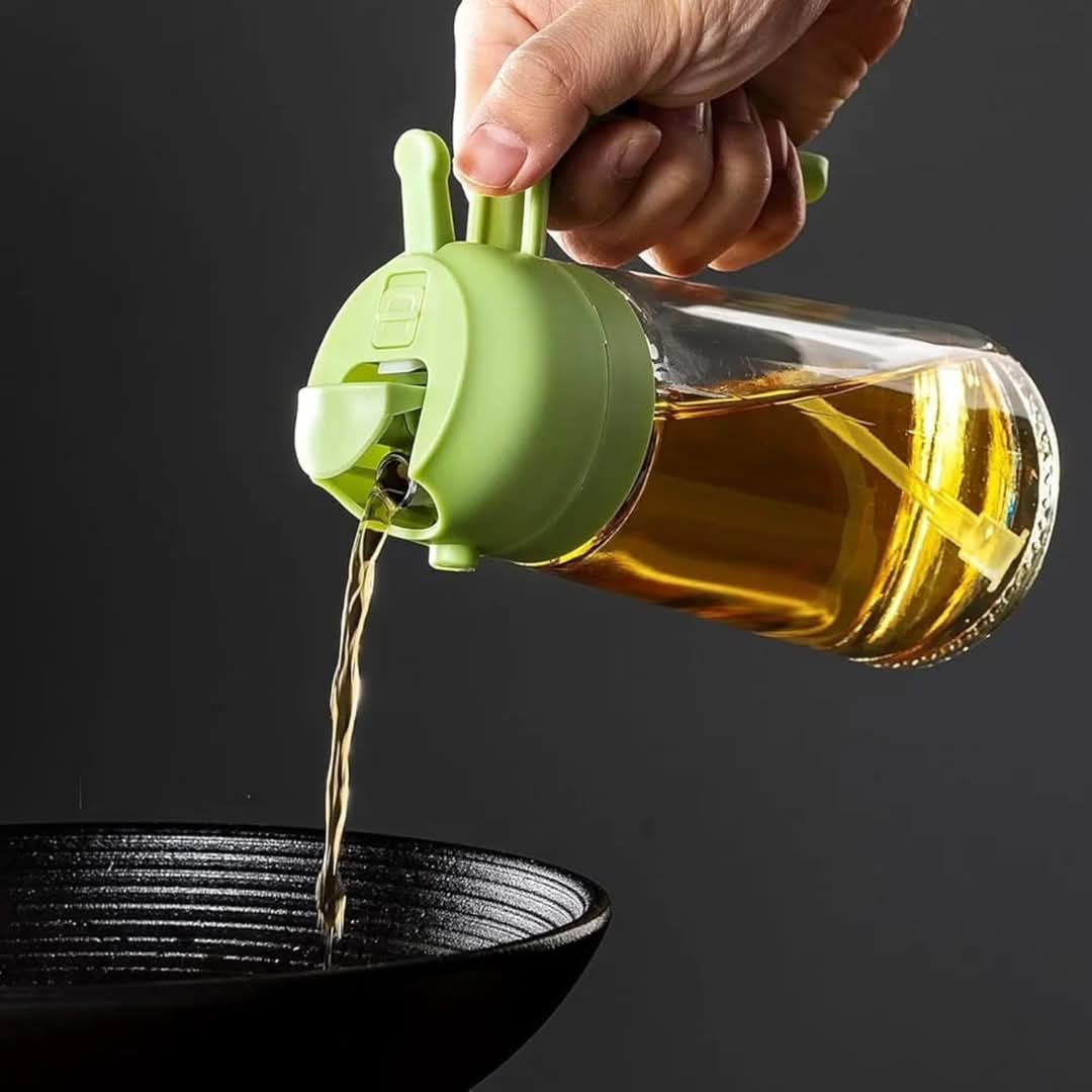 *2 in 1 Oil / vinegar Sprayer
🔅Capacity 400ml
🔅For all kinds of liquid seasonings needed for cooking, such as oil, vinegar, soy sauce, syrup, cooking wine, etc.
🔅Materials: Glass + Food