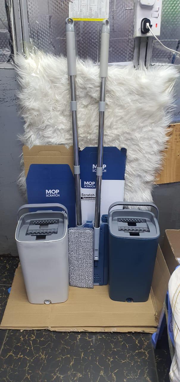 ♨Big Bucket Flat Vertex Self Squeeze Mop With Bucket Hand Free Wringing Floor Cleaning Microfiber Mop
▪Wet and dry mop
▪separates clean water from dirty water
💸Colours available: blue and w
