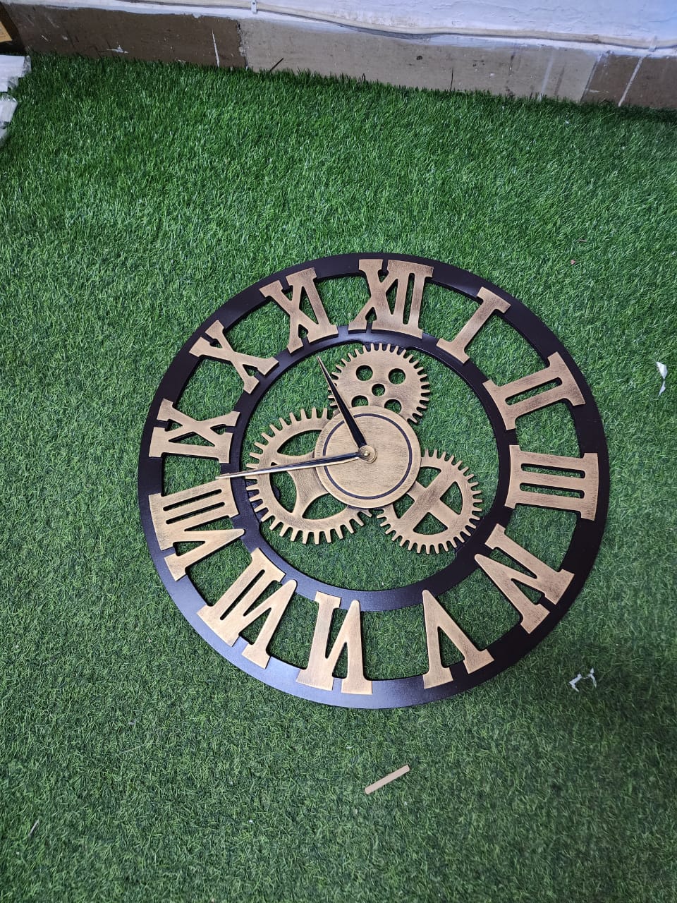 3D Retro Wall Clock Vintage Luxury Gear Wooden Wall Clock Roman Numerals Design For Home Living Room Decoration(Gold)