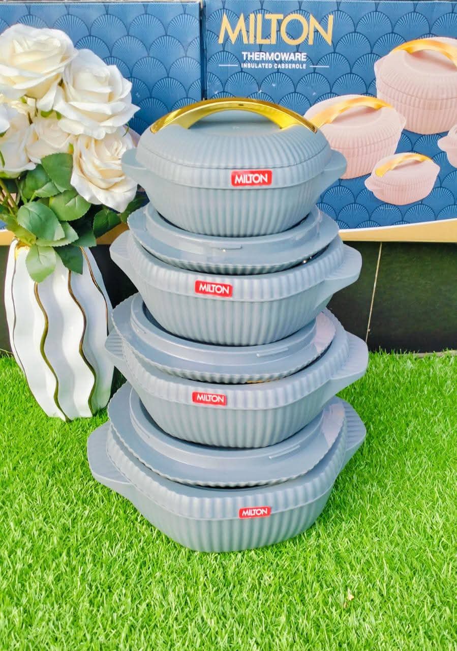 Milton Small Casserole Dishes with Lids, Soup Bowls With Handles,Individual Baking Ramekins,Oven, Microwave & Dishwasher Safe,Set of 4