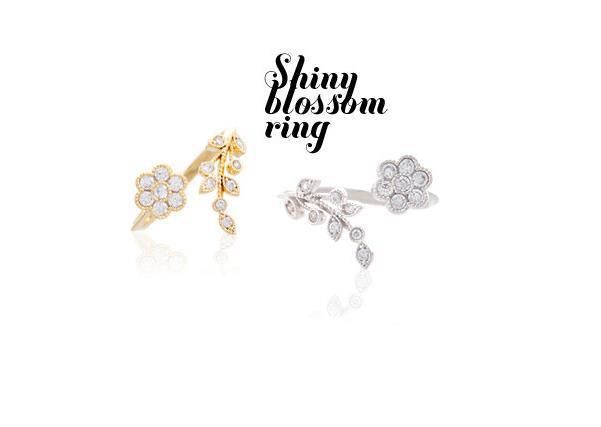 Jewellery ring, Diamond-set twisted leaf band, wishful flower open ring
