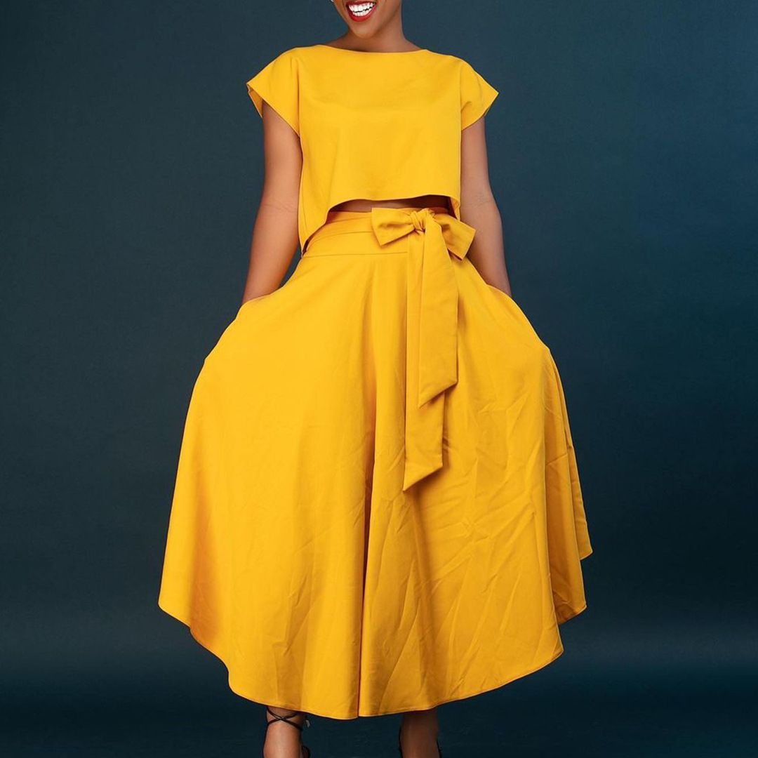 2 Piece Outfits for Women - Casual Short Sleeve Cropped Top Asymmetrical Hem Swing Maxi Skirt Suit Set