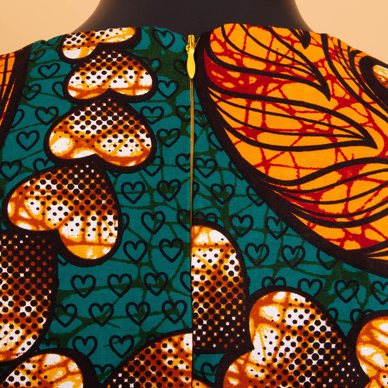 African Couple Clothing Sleeveless Women's Dress with Men's Suit Bazin Riche Attire Set for Wedding Print Dresses for Women Match Men Ankara Outfits Top and Pants Sets Bazin Riche Couple Clothes