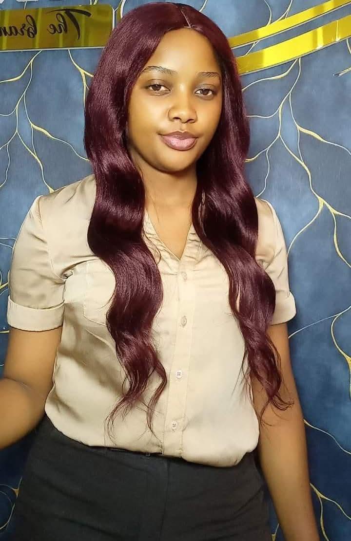 Loose wave semi human hair wig with closure