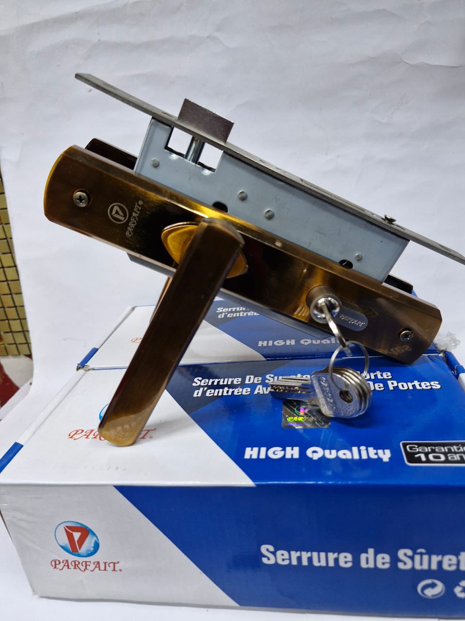 Metal door locks