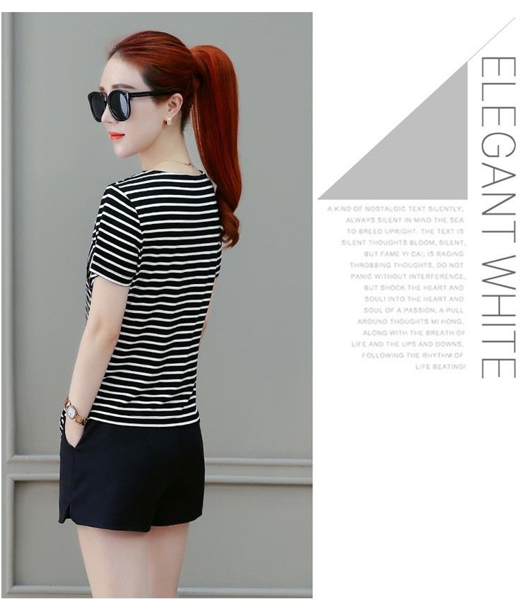 Korean plus size T-shirt new loose slimming V-neck striped short sleeved women's summer fashion trend top