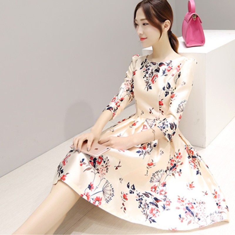 Spring and summer Korean version new seven quarter sleeve mid length dress with temperament base and slim fit A-line skirt