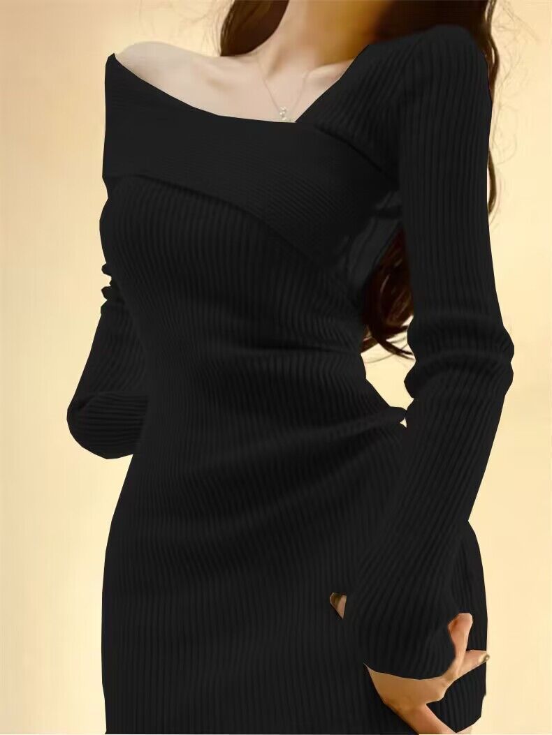 New Spring Women's Pure Desire Wind Spicy Girl Dress, Sister Wind Bag Hip Skirt, with a High Quality Charm