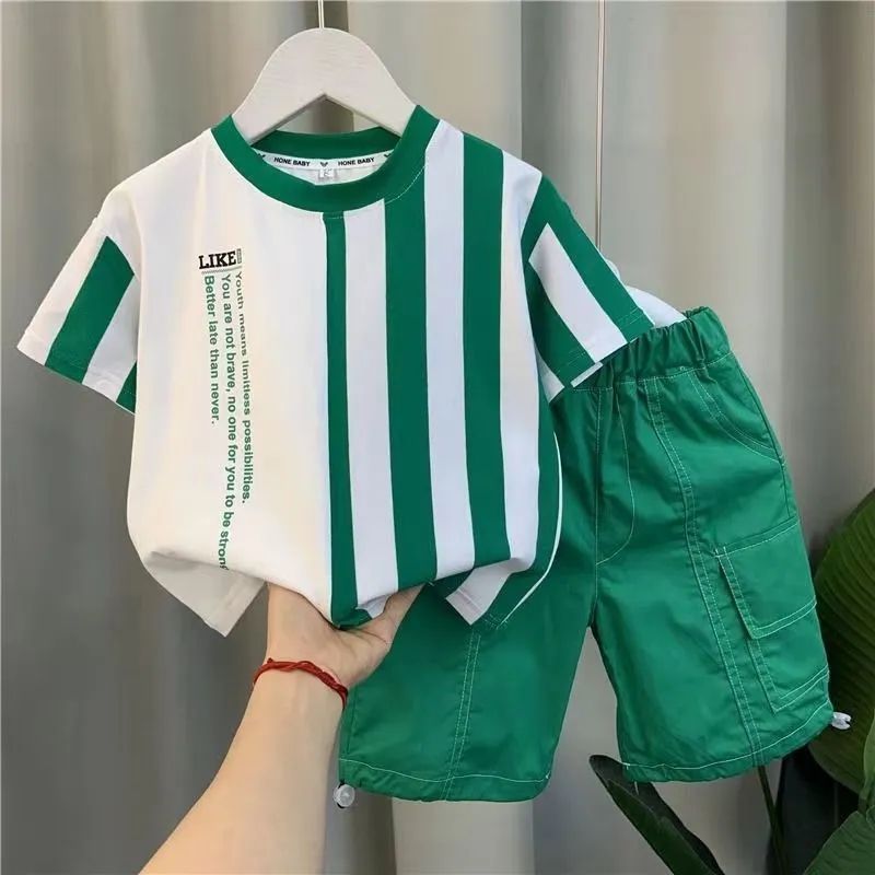 Boys' summer outfit fashionable pullover new children's outfit handsome little boys' summer short sleeved two-piece set trendy