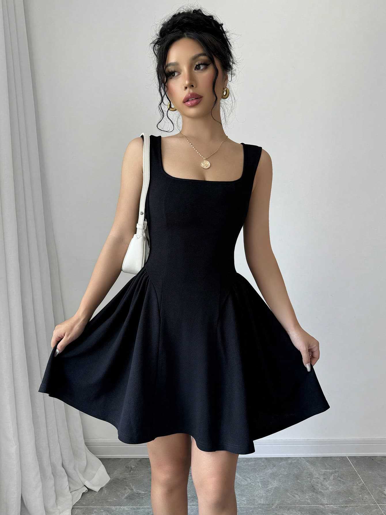 Casual square neckline solid color sleeveless mini dress European and American monochrome corset women's skirt
